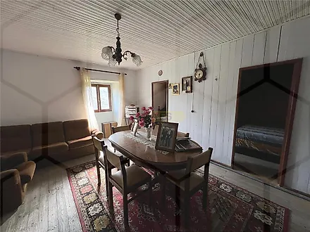 image-DyLJN1CHlOX-0