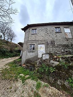 image-22s6eOVrQzU-0