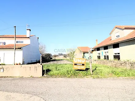 Land for sale in Estarreja, Portugal — €60,000