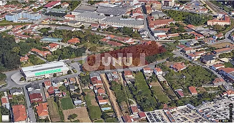 Land for sale in Vila Nova de Gaia, Portugal — €530,000
