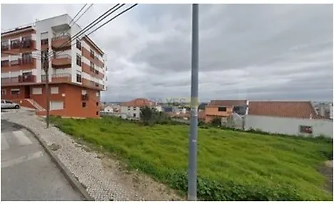 Land for sale in Amadora, Portugal — €95,000