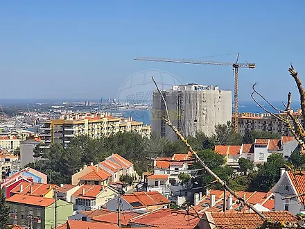 image-75Bofj1m34Y-0