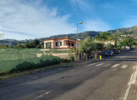 Land for sale in Funchal, Portugal — €360,000