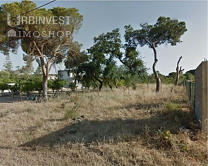 Land for sale in Loulé, Portugal — €125,000