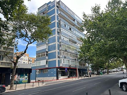 image-HYacXj3ZnQc-0