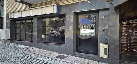 listing-4BLYxMMBNvd
