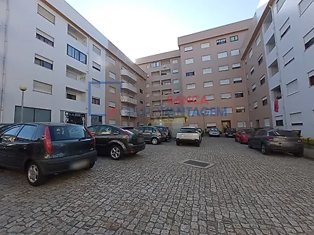 image-Eo33jNMUuJc-0