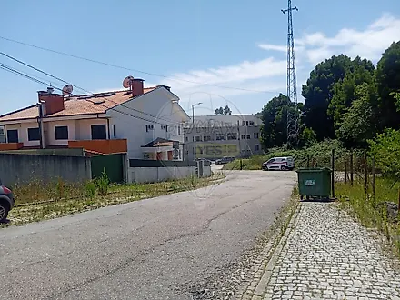 Land for sale in Vila Nova de Gaia, Portugal — €55,000