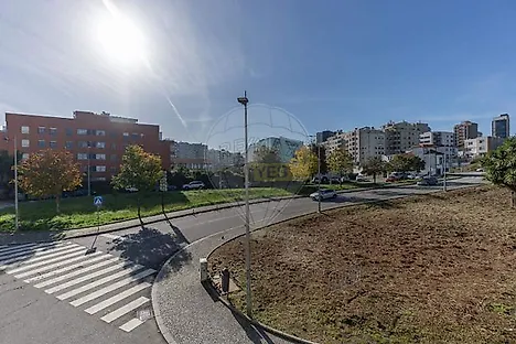 image-EKETM6nRKjD-0