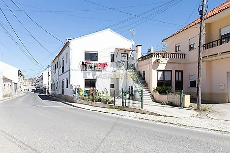 image-68atKeXCHYa-0