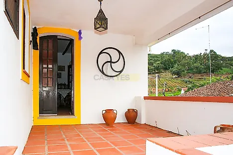 image-9CRPqiqiB3J-0