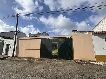 Land for sale in Azambuja, Portugal — €80,000