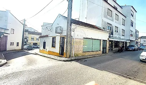 image-CmiU7JJixqQ-0