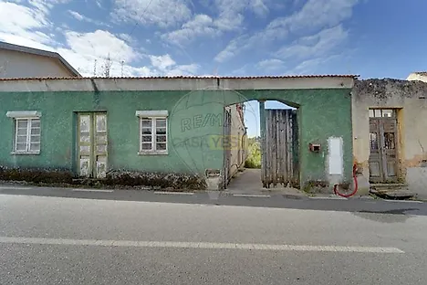image-KmUihVMkERZ-0