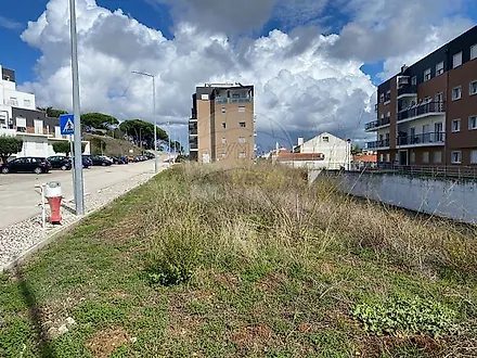 Land for sale in Sesimbra, Portugal — €350,000