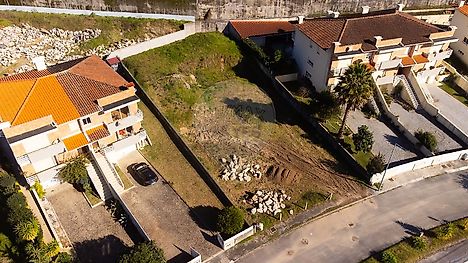 Terreno em Amares
