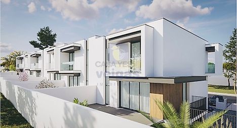 Land for sale in Caldas da Rainha, Portugal — €360,000