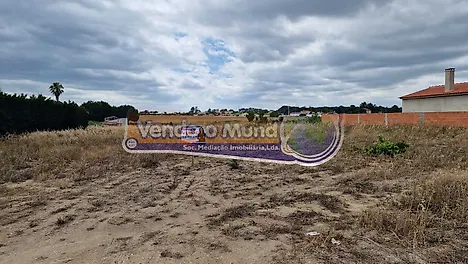 Land for sale in Salvaterra de Magos, Portugal — €87,000