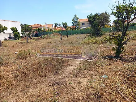 Land for sale in Benavente, Portugal — €160,000