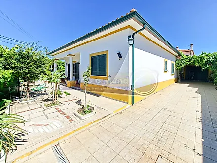 image-8anq2sJj57d-0