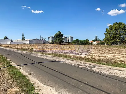 Land for sale in Salvaterra de Magos, Portugal — €430,000