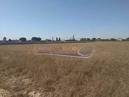Land for sale in Benavente, Portugal — €66,500