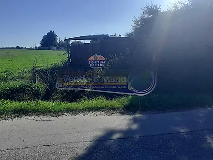 Land for sale in Benavente, Portugal — €100,000
