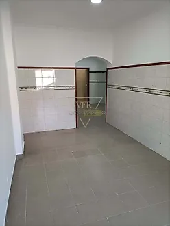 image-FfHlFg3KqaB-0