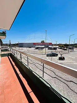 image-C6IpzOIH4CQ-0