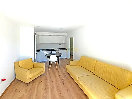 image-FAzeubDbTIJ-0