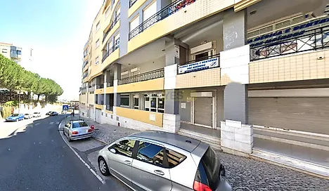 image-8t51j1D6zqI-0