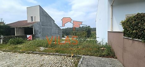 Land for sale in Paredes, Portugal — €65,000