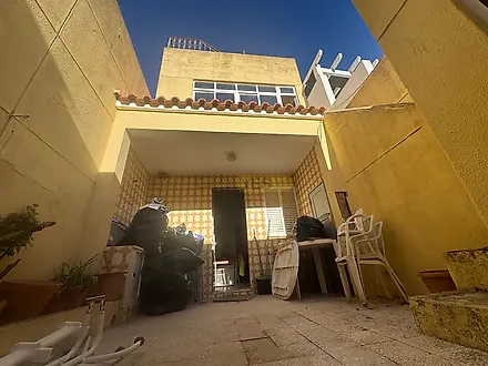 image-E0ZM7qAanoC-0