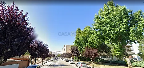 image-62C6US7dMpl-0
