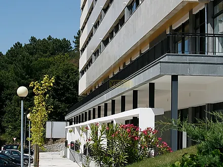 image-3LiFPJykMZ7-0