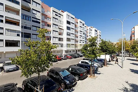 image-4rVzfPruJX4-0