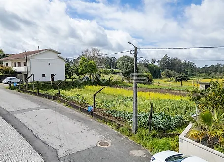 Land for sale in Amares, Portugal — €99,500