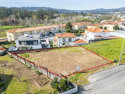 Land for sale in Vila Verde, Portugal — €85,000
