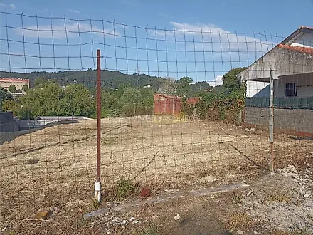 Land for sale in Vila Nova de Gaia, Portugal — €97,500