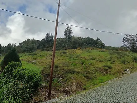 Land for sale in Santo Tirso, Portugal — €166,000