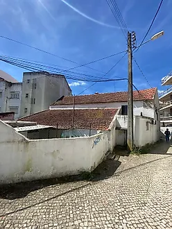 image-JDjFPWwQesr-0