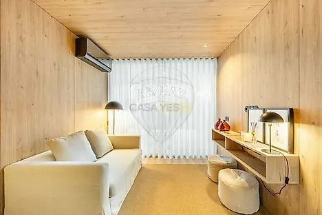 image-3IanOlbsbkr-0