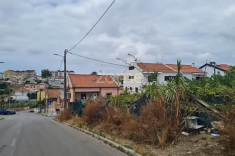 Land for sale in Seixal, Portugal — €98,000