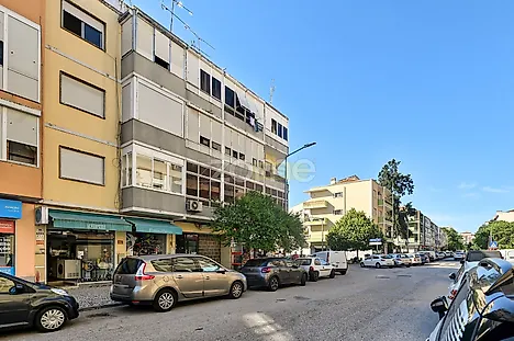 image-JSG2LQAGFYv-0