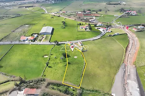 Terreno em Vila do Porto