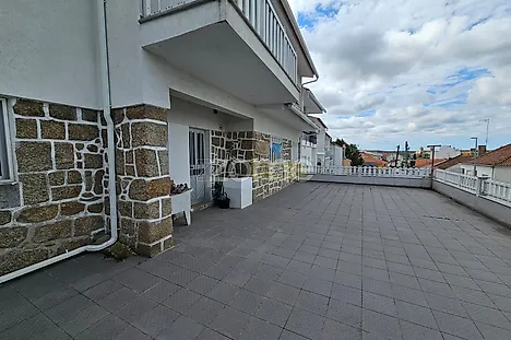 image-Gx83QtTYh5W-0