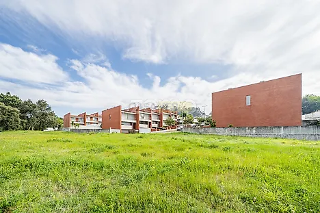 Land for sale in Barcelos, Portugal — €275,000