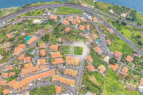 Land for sale in Armamar, Portugal — €245,000