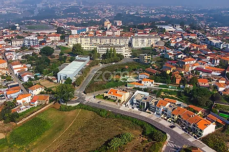 Land for sale in Gondomar, Portugal — €990,000
