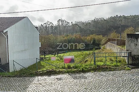 Land for sale in Gondomar, Portugal — €68,500